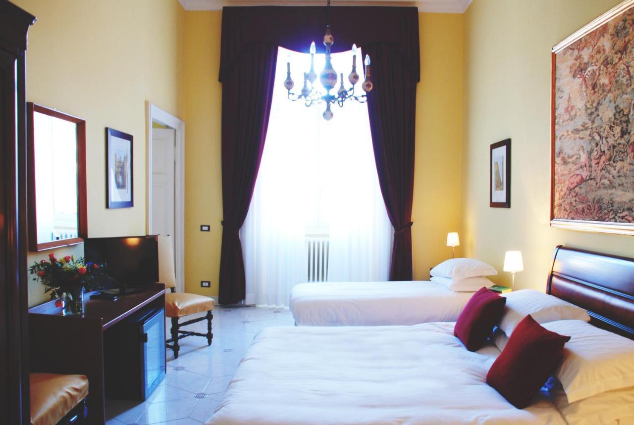 Bed And Breakfast Piazza Vittorio87 Rome Room photo